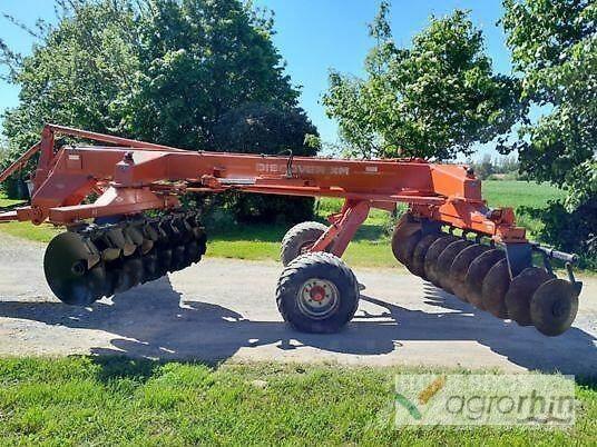 Kuhn XM32 Eggen