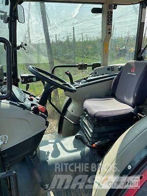Massey Ferguson 3710 F Tractoren