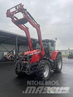 Massey Ferguson 6715S Tractoren