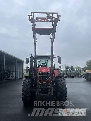 Massey Ferguson 6715S Tractoren