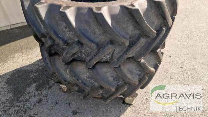 Mitas 420/70 R 28 Banden, wielen en velgen