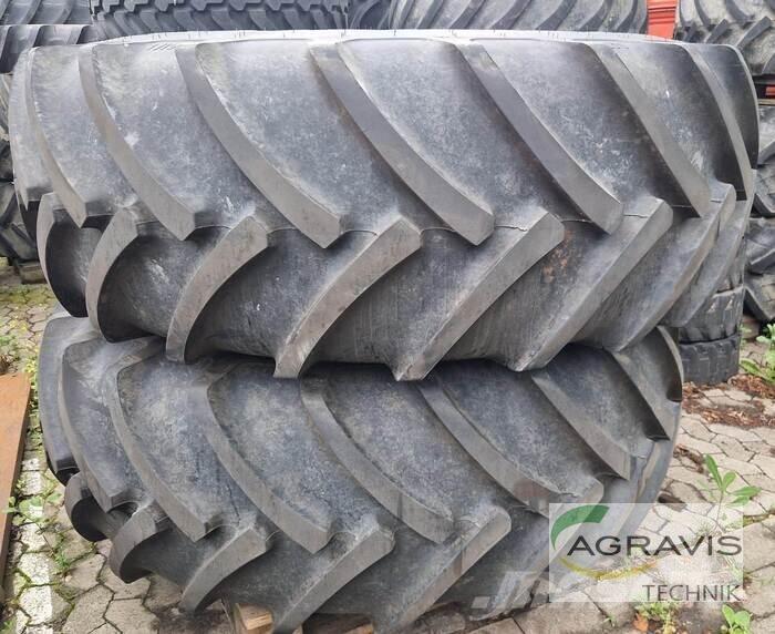 Mitas 680/85 R 32 Banden, wielen en velgen