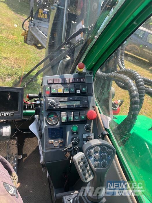 Neuson Forest 103HVT Uitrijwagens