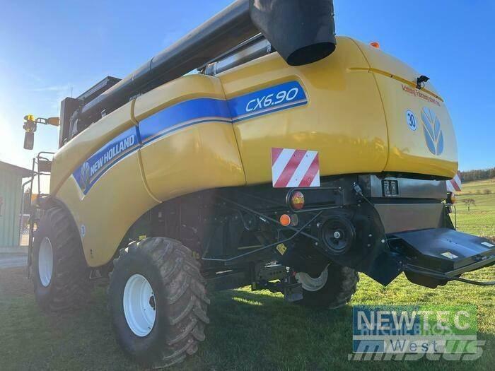 New Holland CX 6.90 Maaidorsmachines