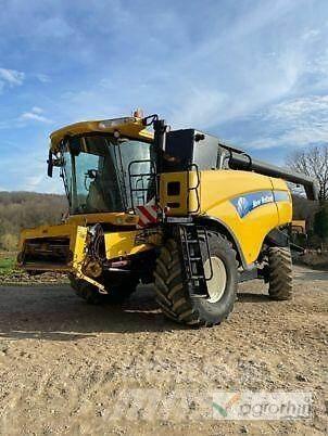 New Holland CX 8090 Maaidorsmachines