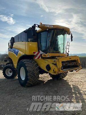 New Holland CX 8090 Maaidorsmachines