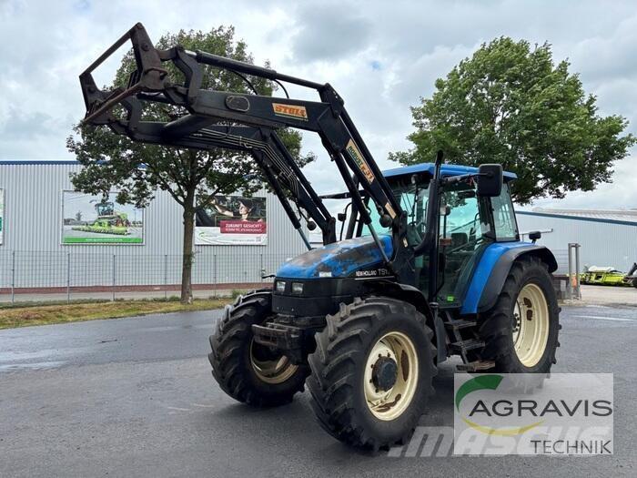 New Holland TS 115 Tractoren