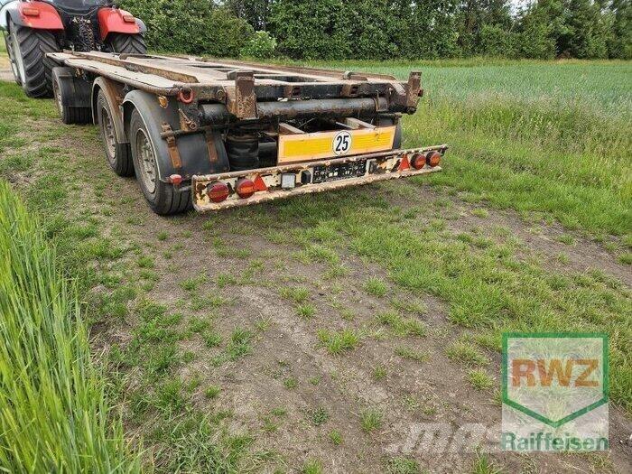 Schmitz  Overige aanhangers