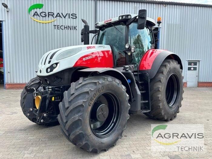 Steyr TERRUS 6270 CVT Tractoren