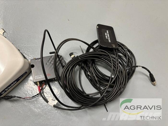 Trimble GFX-750 Overige veehouderijmachines