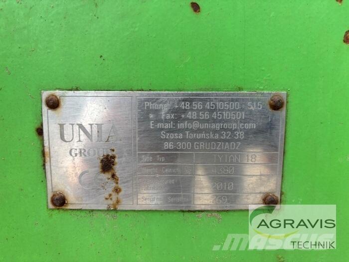 Unia TYTAN 18 Kunstmeststrooiers