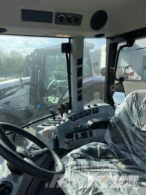 Valtra A105MH4 Tractoren