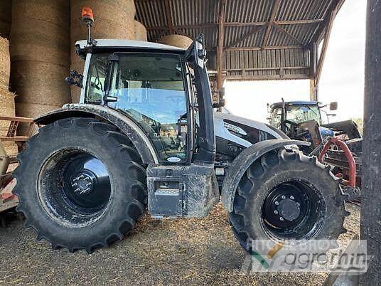Valtra G125E ACTIVE Tractoren