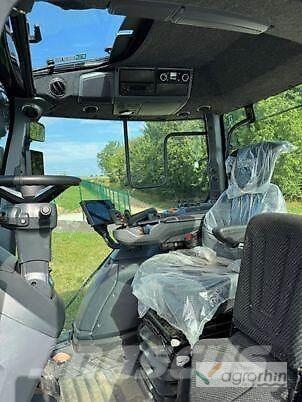 Valtra N135 DIRECT Tractoren
