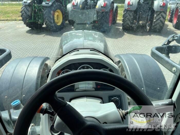 Valtra T 214 D 1B8 Tractoren