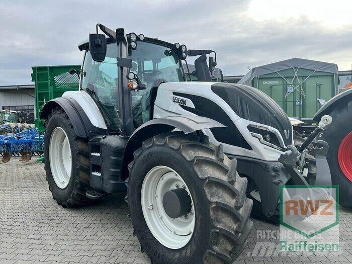 Valtra T 255 Activ Tractoren