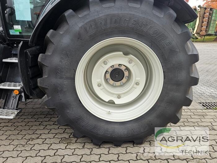 Valtra T 255 V 2A1 Tractoren