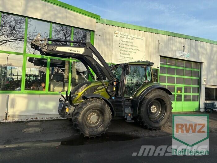 Valtra T175eA Tractoren
