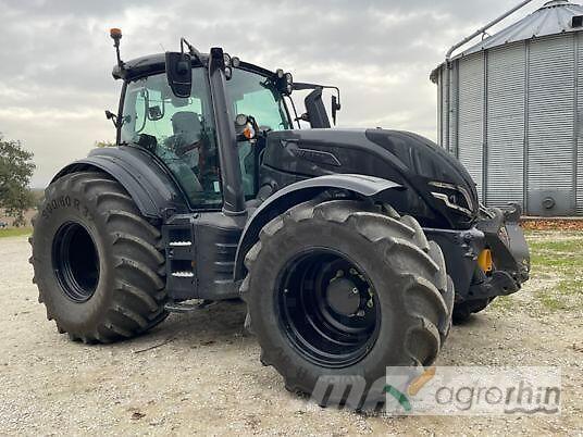 Valtra T215D Tractoren