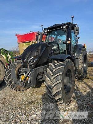 Valtra T235 Diect Tractoren
