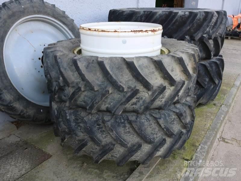  480/70 R38 Banden, wielen en velgen