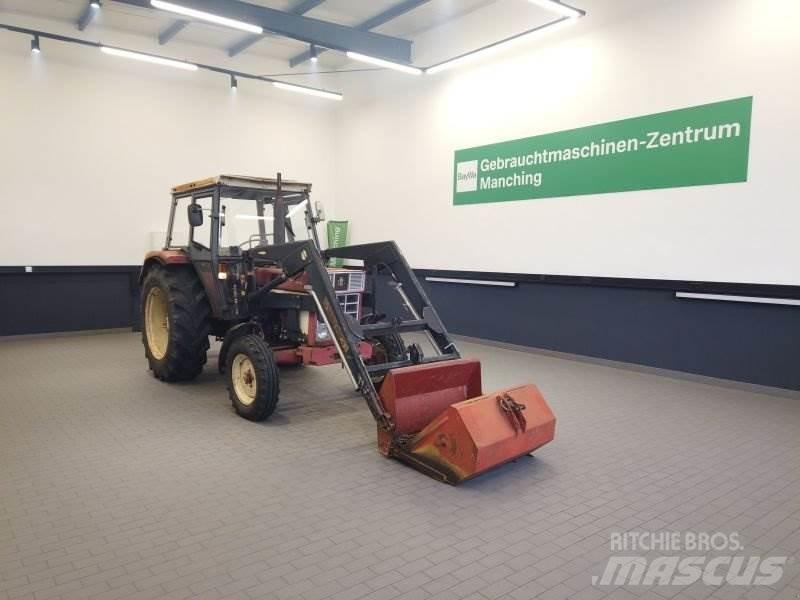 Case IH 744 S Tractoren