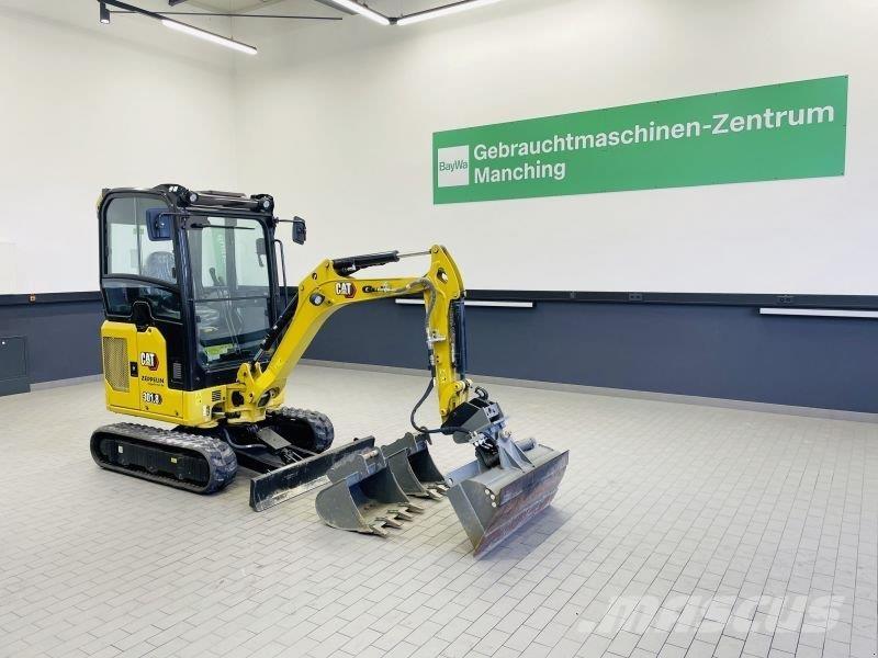 CAT 301.8-05A Wielgraafmachines