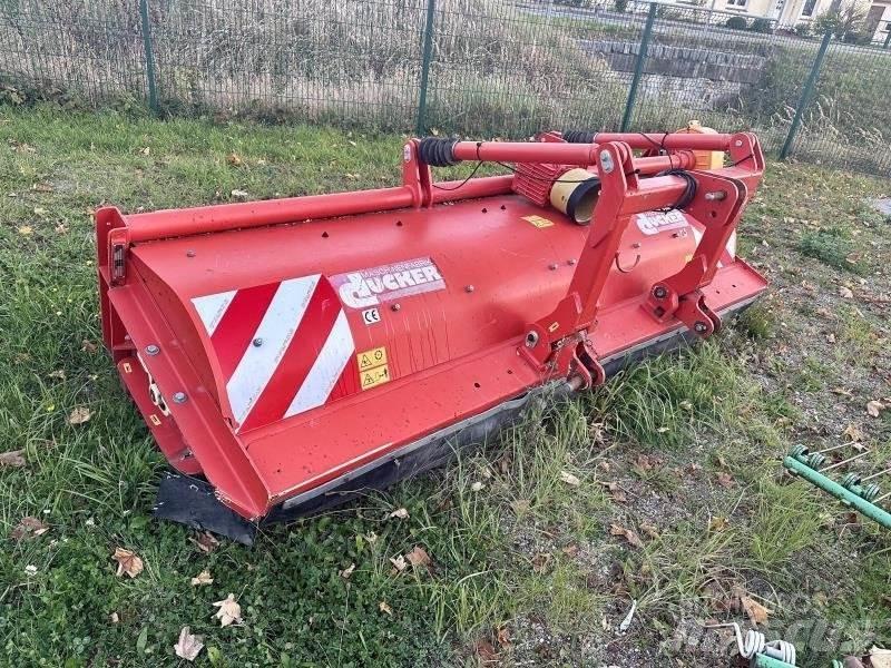 Dücker UM 30 Compostomzetters