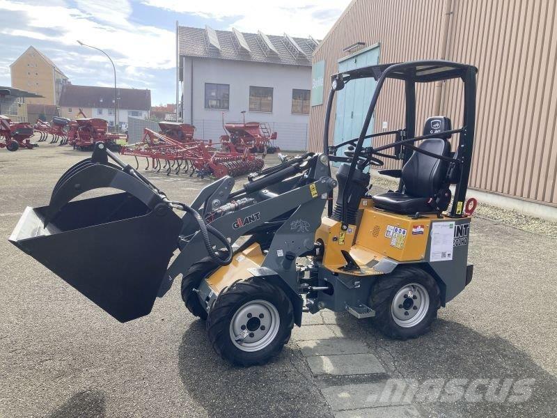 GiANT G 1200 Schrankladers