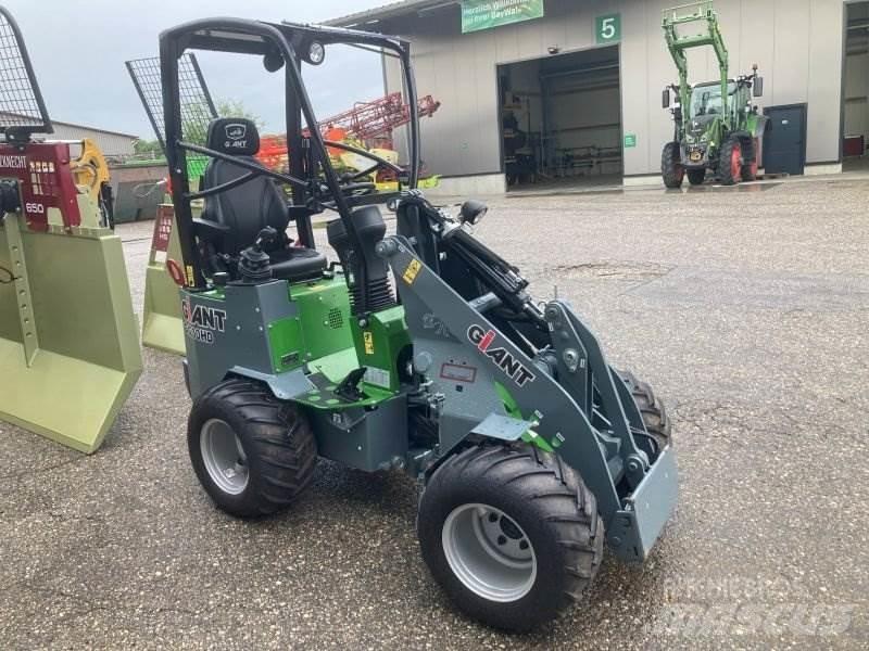 GiANT G1200 Schrankladers