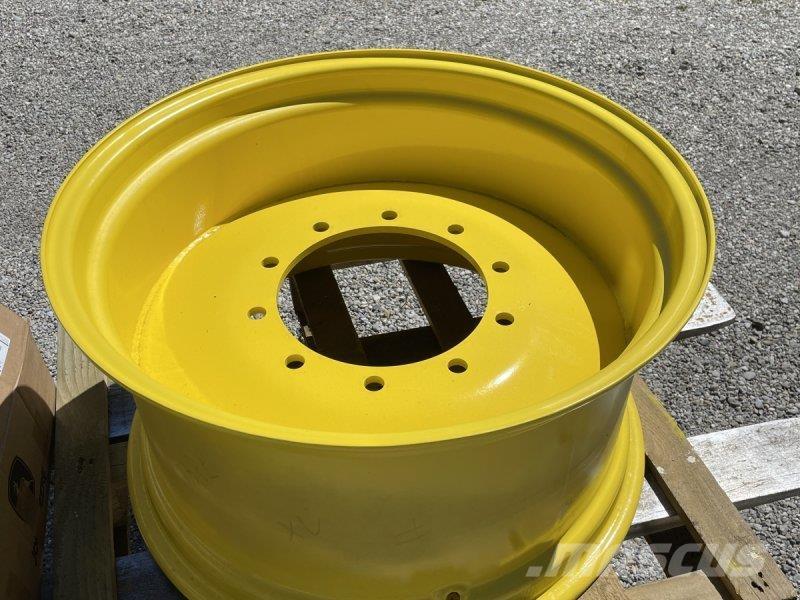 Grasdorf W15x28 Banden, wielen en velgen