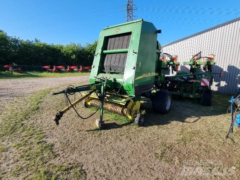 John Deere 592 Ronde-balenpersen
