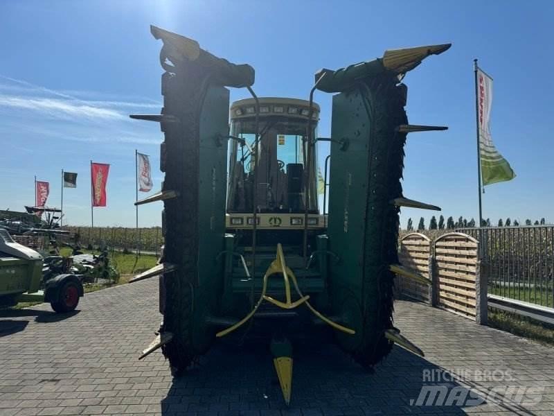 Krone BIG X V8 Getrokken veldhakselaar