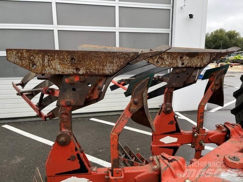 Kuhn HV 575 Conventionele ploegen