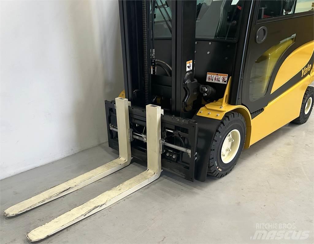 Yale ERP30VL (LWB) Elektrische heftrucks
