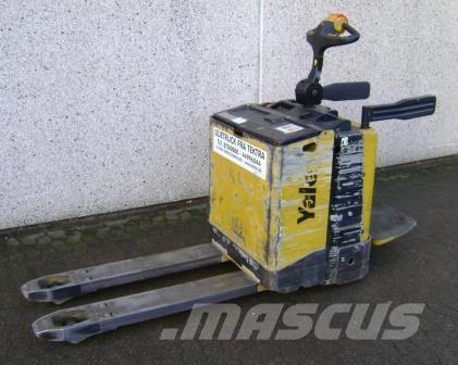 Yale MP20X - 400 AH Pallettruck met meerij platform