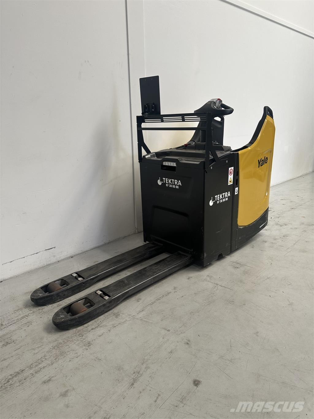 Yale MP20X-E843 Pallettruck met meerij platform