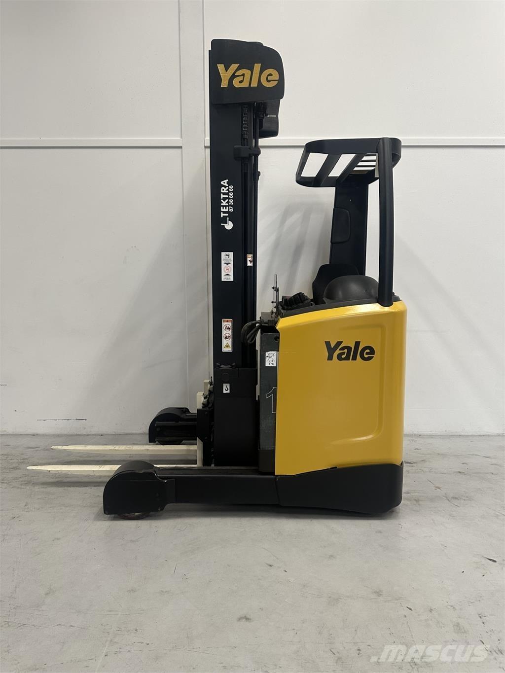 Yale MR14 Reachtruck voor hoog niveau