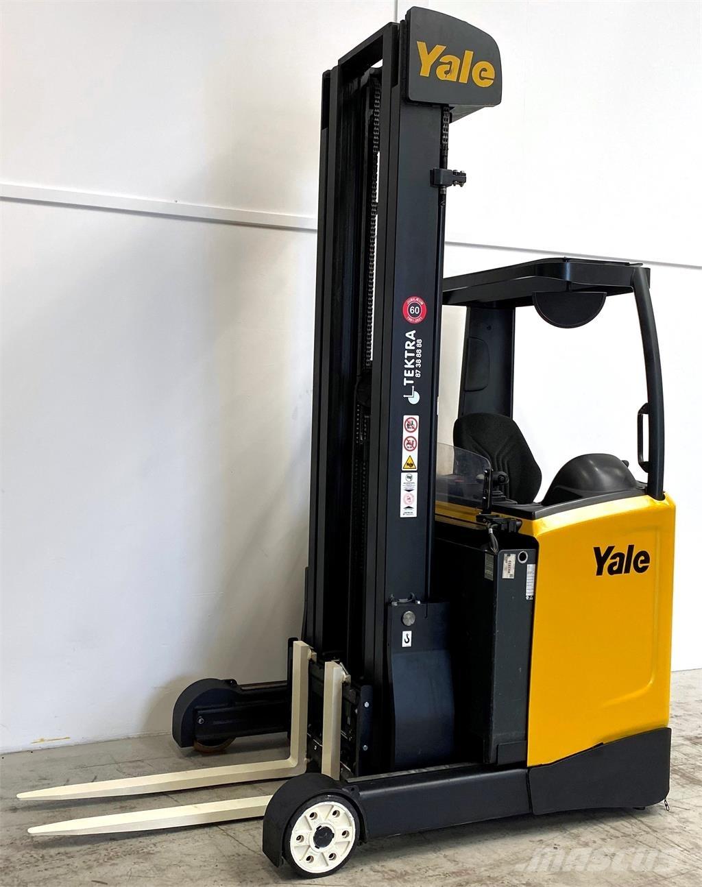 Yale MR16 Reachtruck voor hoog niveau