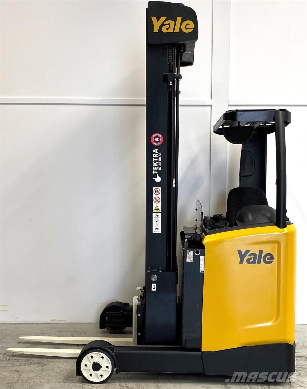 Yale MR16 Reachtruck voor hoog niveau