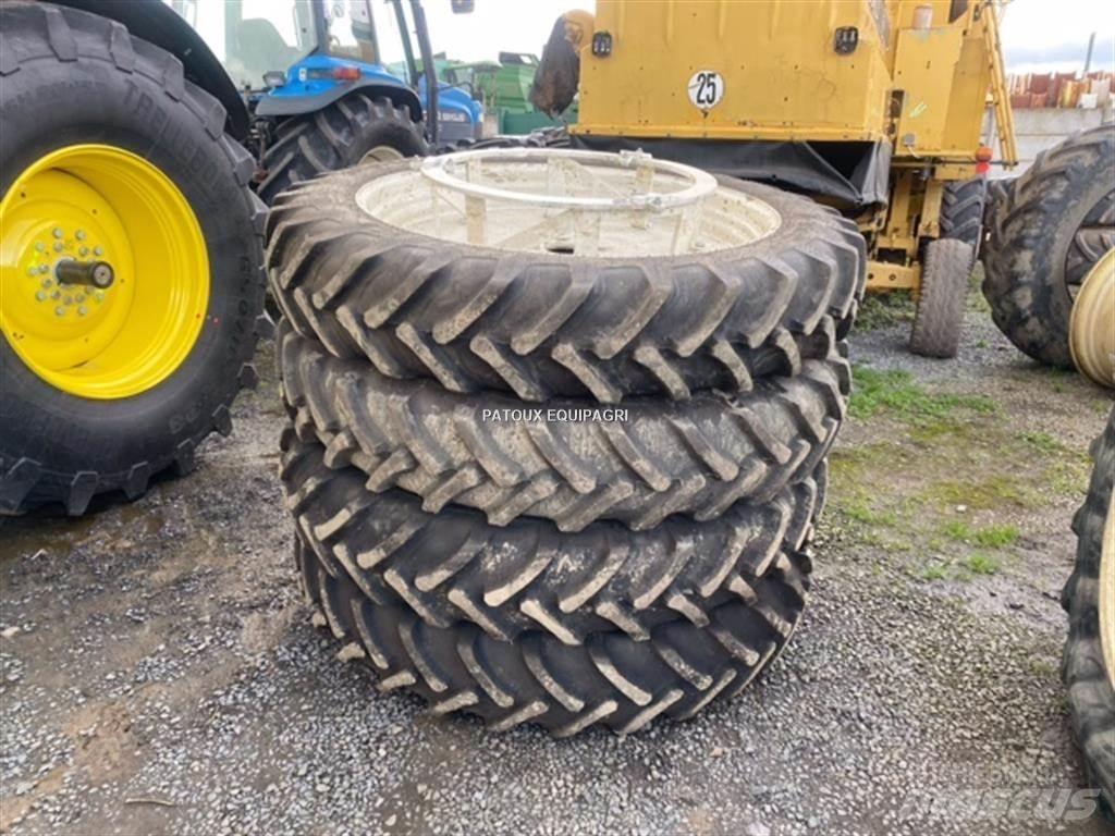 Alliance 300/95R46 Banden, wielen en velgen