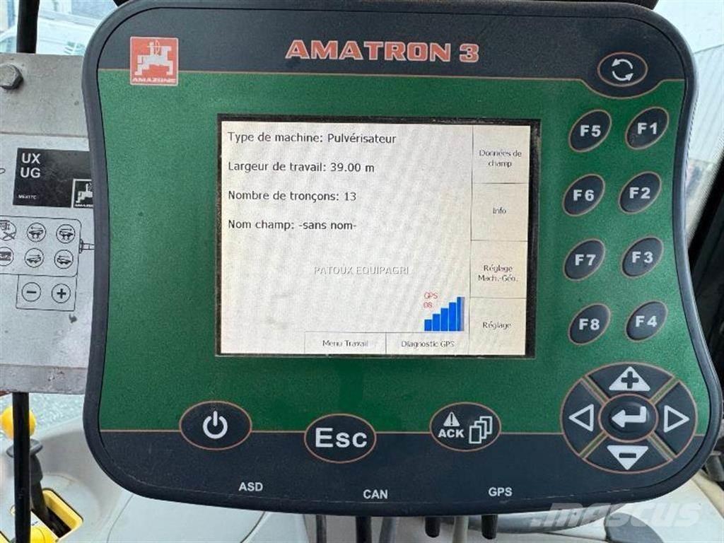Amazone UX5200 Getrokken spuitmachines