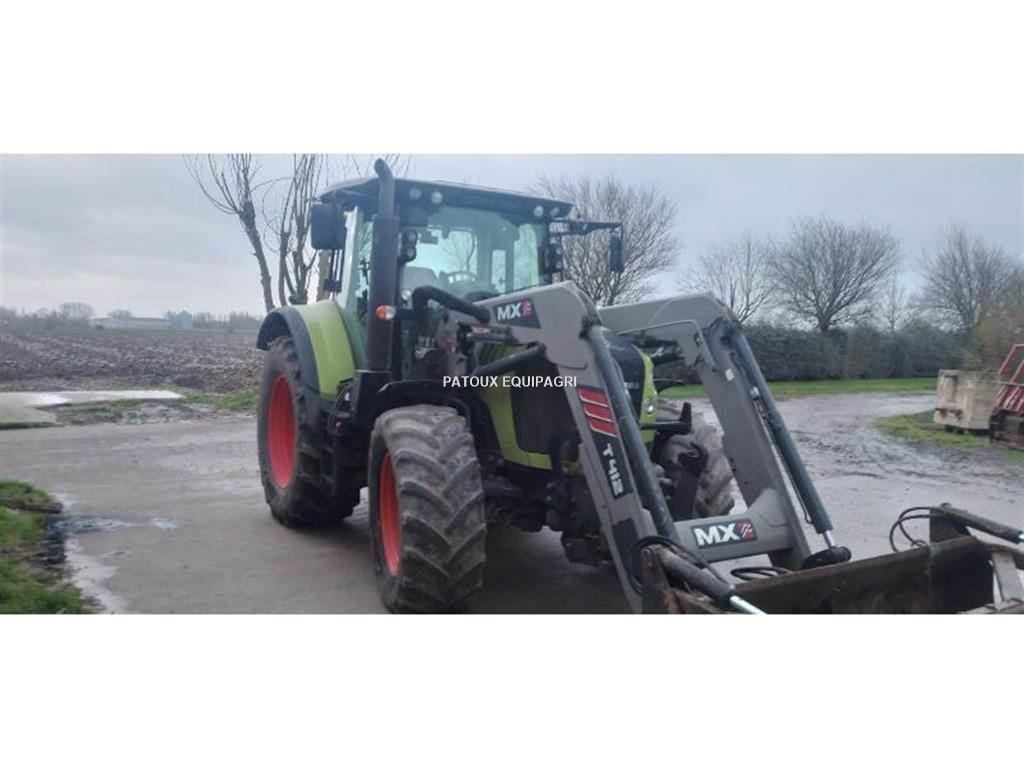 CLAAS ARION 520 Tractoren