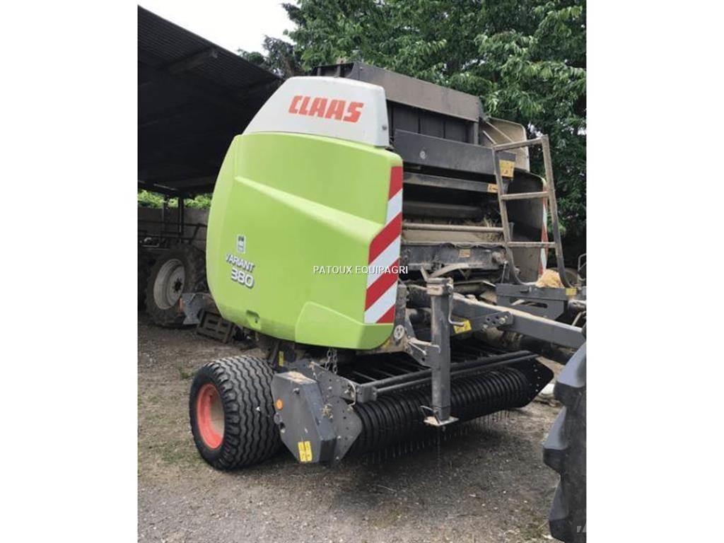 CLAAS VARIANT 380 Ronde-balenpersen