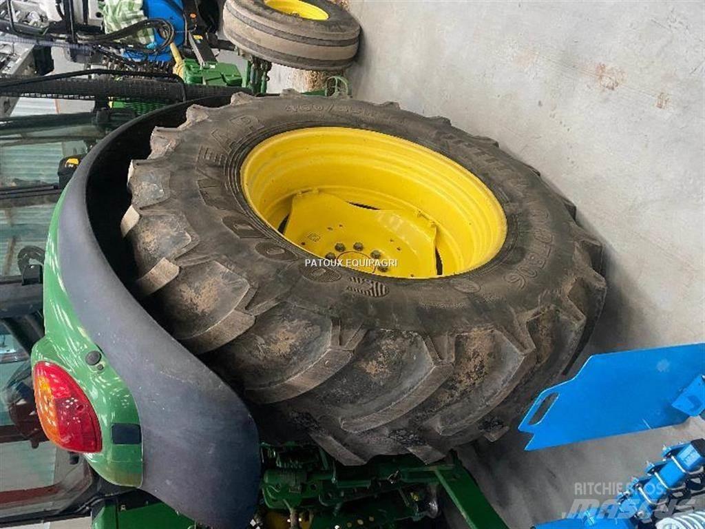 Goodyear 460/85R34 Banden, wielen en velgen
