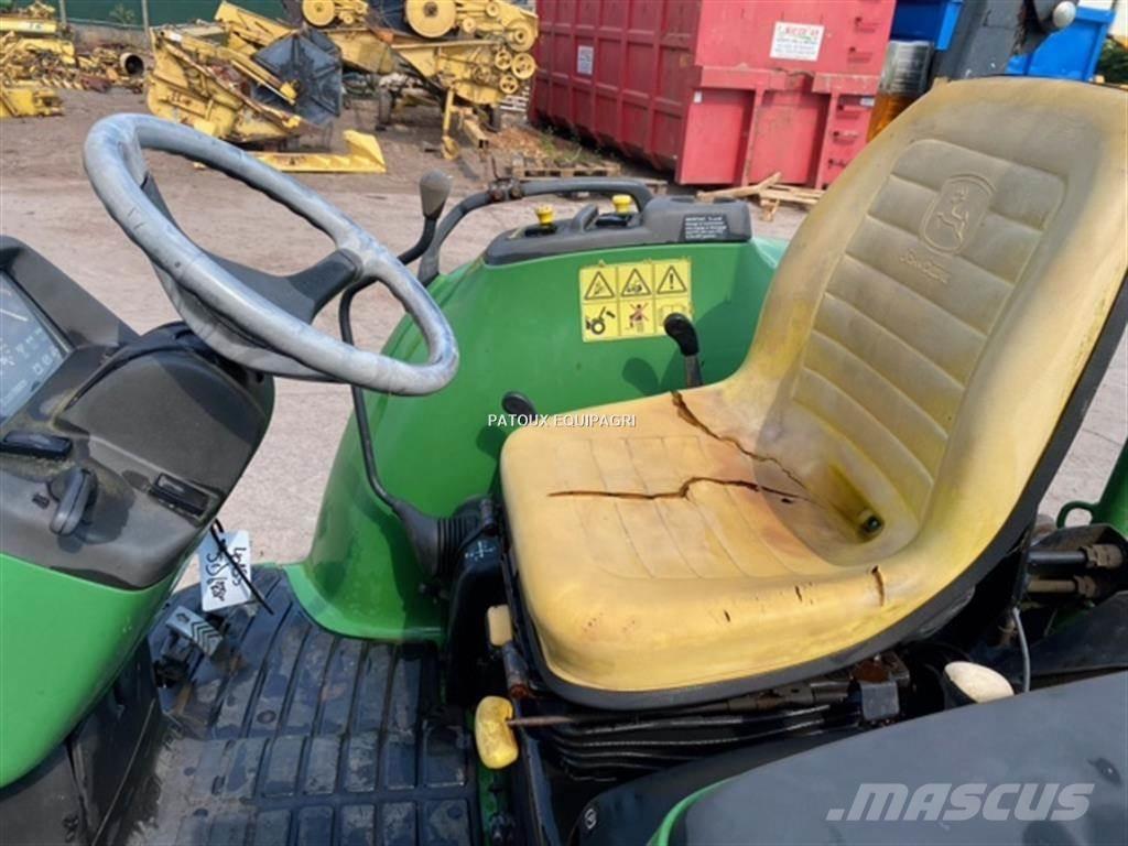 John Deere 4710 Tractoren