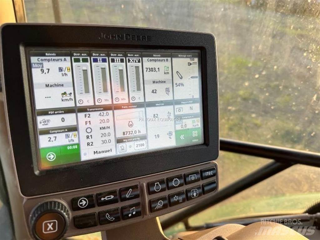John Deere 6155R Tractoren