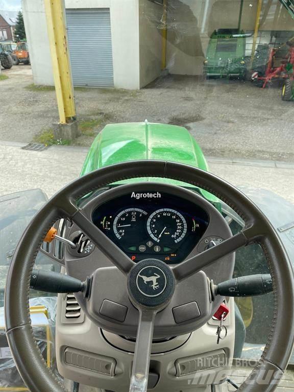John Deere 6155R Tractoren