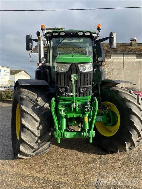 John Deere 6250R Tractoren