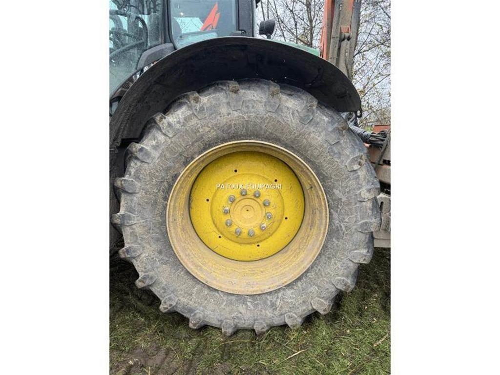 John Deere 6R195 Tractoren